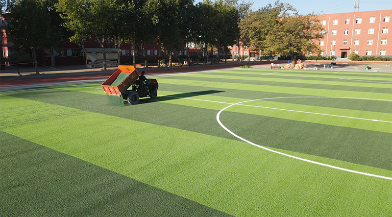 What factors are related to the lifespan of artificial turf?cid=1