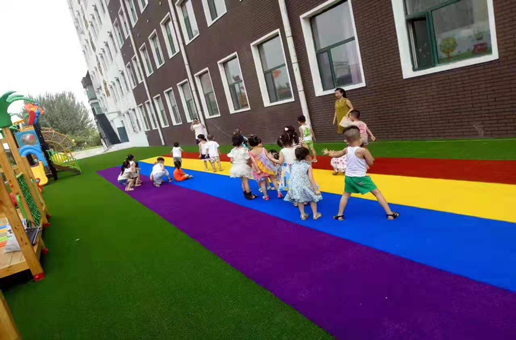 Why Choose Artificial Turf For Kindergarten Playground Supplier China